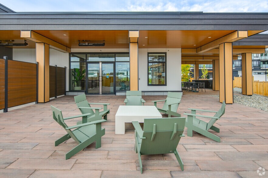More Photos Of 325 Royal Commons, Victoria Apartments For Lease