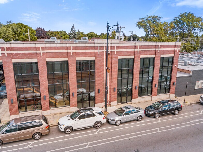 Primary Photo Of 4650-52 Lawrence, Chicago Office For Sale