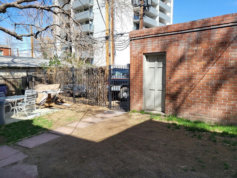 More Photos Of 1560 Gilpin St, Denver Apartments For Sale