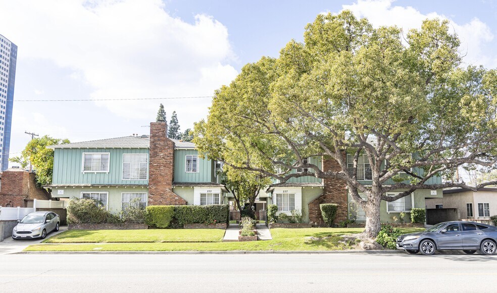 Primary Photo Of 233 N Hollywood Way, Burbank Apartments For Sale