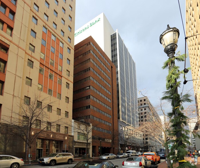 More Photos Of 913 N Market St, Wilmington Apartments For Lease