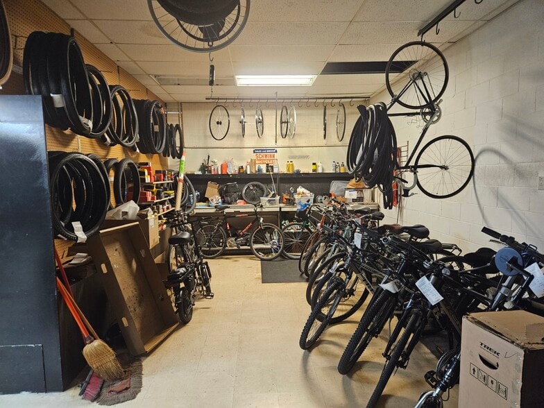 More Photos Of 114 N Larkin Ave, Joliet Storefront For Sale