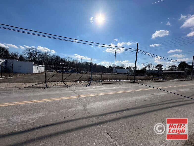 Primary Photo Of 1628 Sherrick Rd SE, Canton Warehouse For Sale