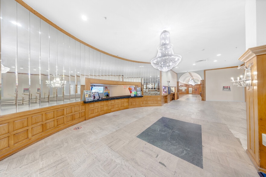 More Photos Of 5445 Collins Ave, Miami Beach Apartments For Sale
