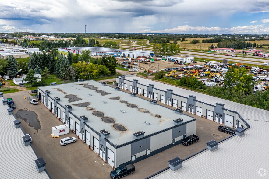 More Photos Of 9903 209 St NW, Edmonton Warehouse For Sale