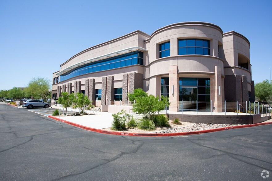 More Photos Of 8600 E Anderson Dr, Scottsdale Office For Lease