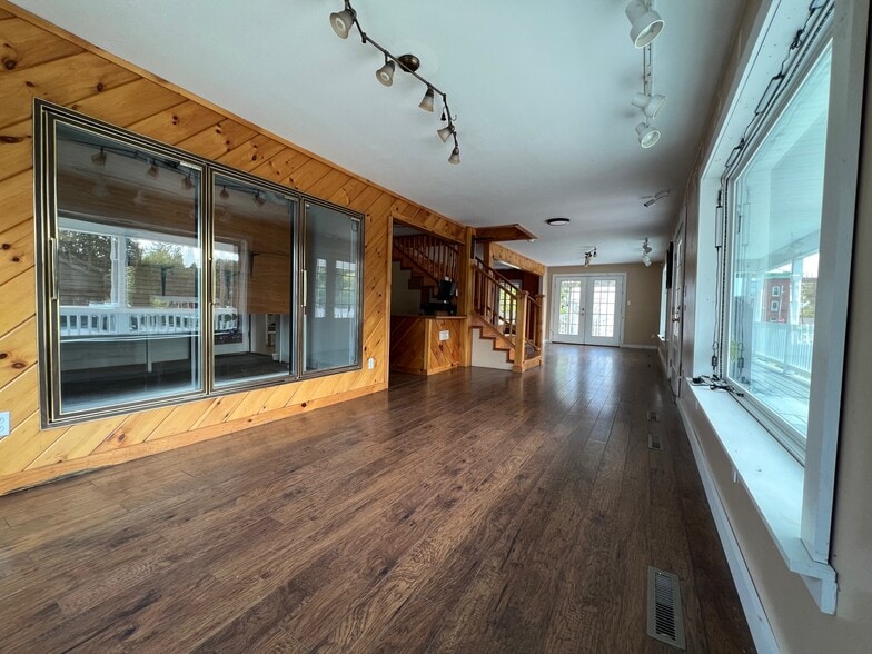 More Photos Of 75 Montcalm St, Ticonderoga Office Residential For Sale