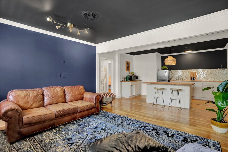 More Photos Of 2258 Young Ave, Memphis Loft Creative Space For Sale