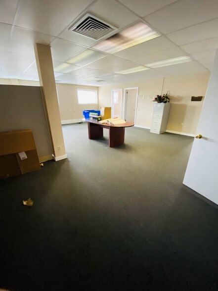 More Photos Of 315-329 E 2nd St, Boyertown Flex For Sale