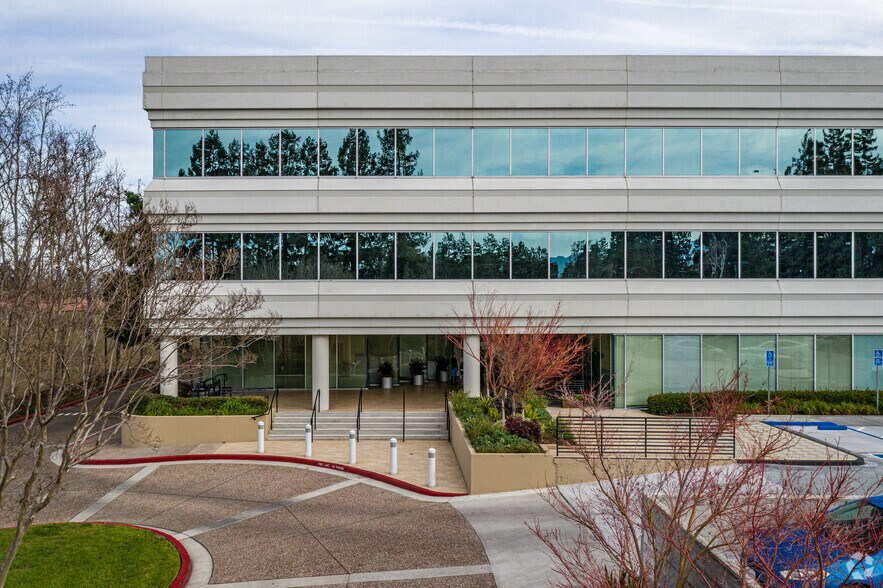 More Photos Of 2105 S Bascom Ave, Campbell Medical For Lease