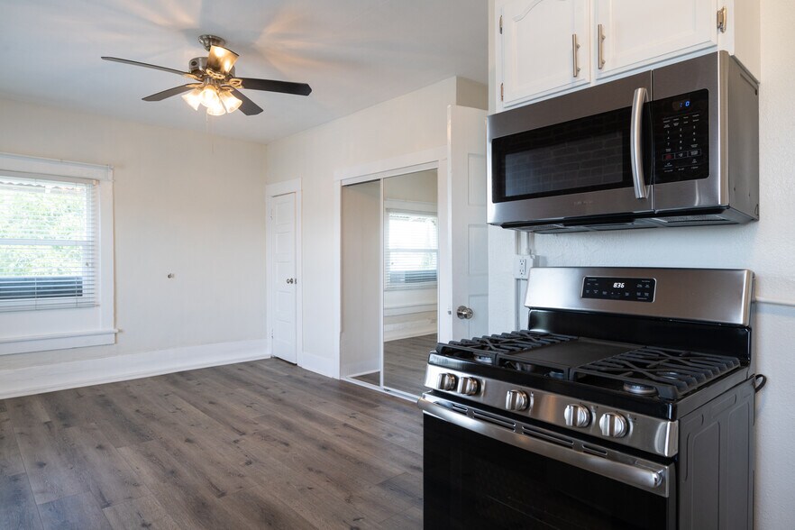 More Photos Of 1984 Park Grove Ave, Los Angeles Apartments For Sale
