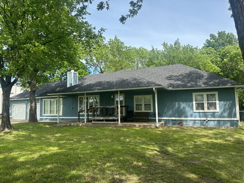 More Photos Of 175 S 428, Pryor Warehouse For Sale