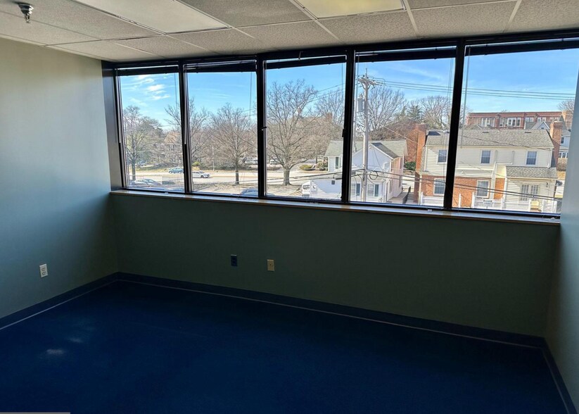 More Photos Of 606 Baltimore Ave, Towson Medical For Lease