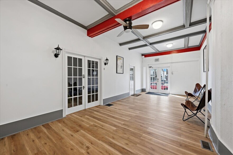 More Photos Of 1707 Washington Blvd, Easton Storefront Retail Residential For Sale