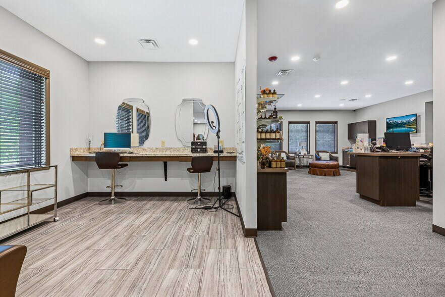 More Photos Of 18820 Bagley Rd, Middleburg Heights Office For Sale
