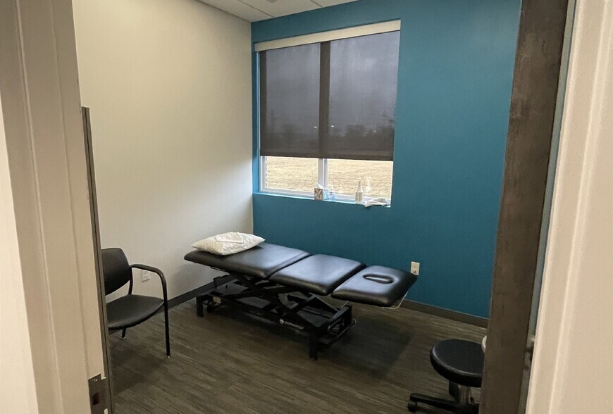 More Photos Of 7750 Diley Rd, Canal Winchester Medical For Sale