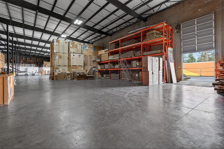 More Photos Of 4350 Pacific Hwy, Bellingham Industrial For Lease