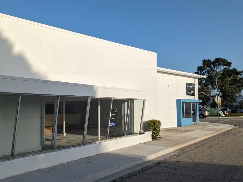 More Photos Of 2301 S Andrews Ave, Fort Lauderdale Freestanding For Lease