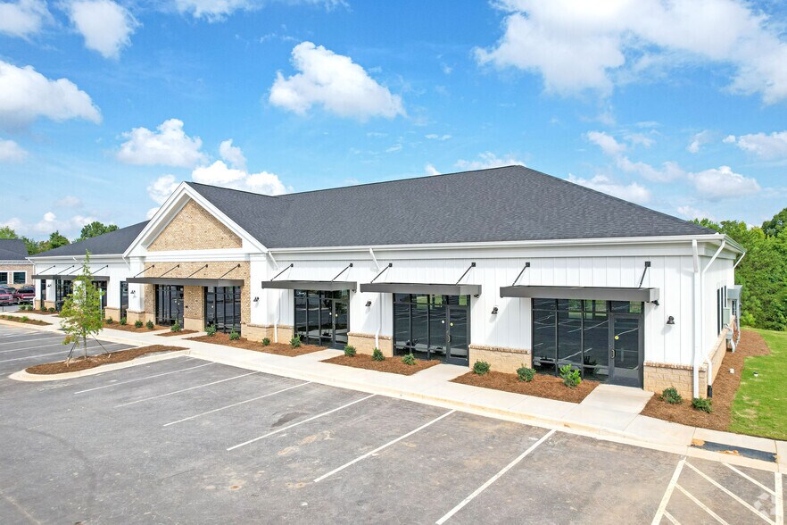 More Photos Of 1182 Stonecrest Blvd, Fort Mill Medical For Sale