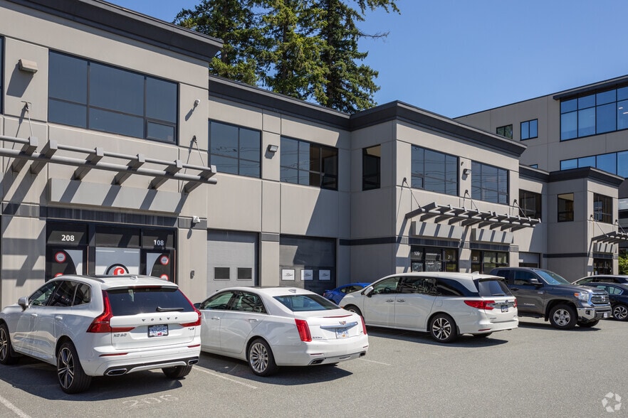 More Photos Of 15292 Croydon Dr, Surrey Office For Sale