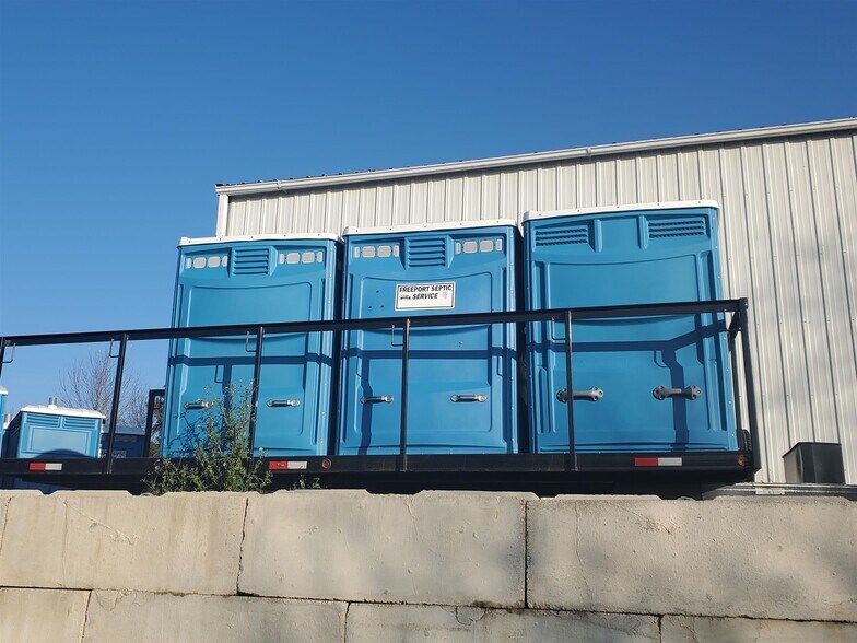 More Photos Of 1446 N Bolton Rd, Freeport Specialty For Sale