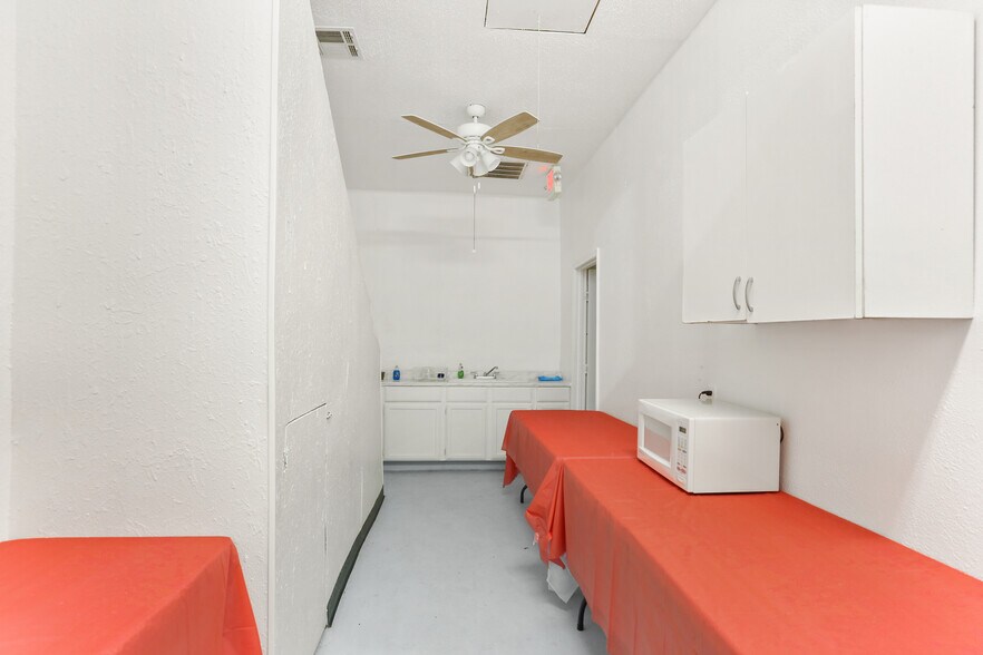 More Photos Of 3140 Jackson Ave, New Orleans Religious Facility For Sale