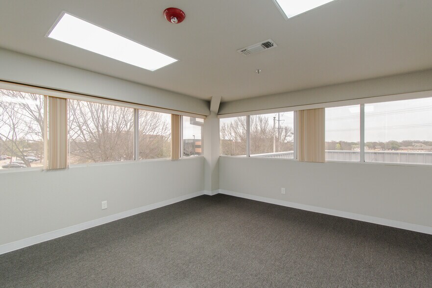 More Photos Of 1450 N Redbud Blvd, McKinney Medical For Lease