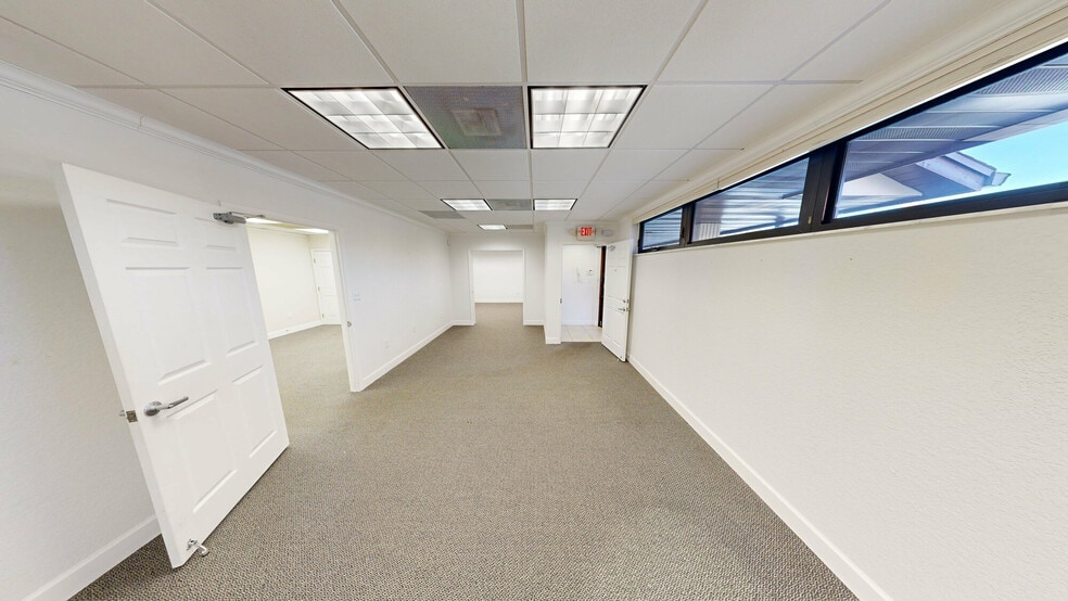 More Photos Of 5151 S Lakeland Dr, Lakeland Office For Lease