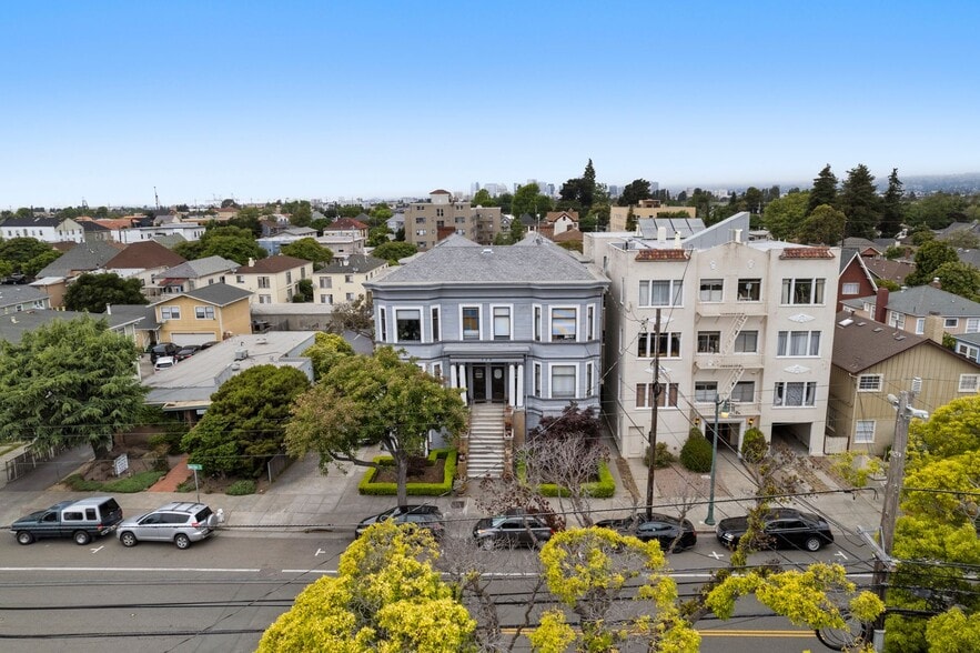 More Photos Of 739 Santa Clara Ave, Alameda Apartments For Sale