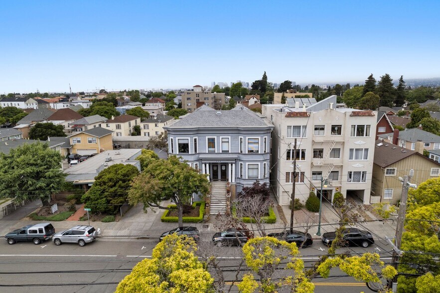 More Photos Of 739 Santa Clara Ave, Alameda Apartments For Sale