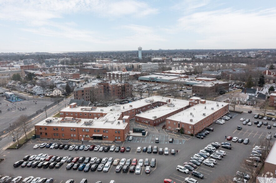 More Photos Of 165 N Village Ave, Rockville Centre Office For Lease