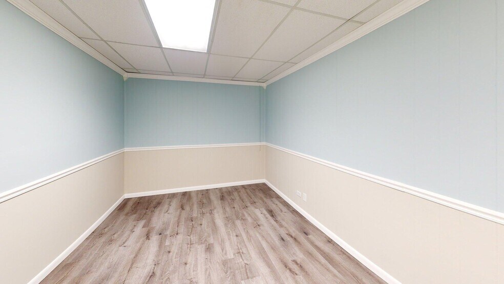 More Photos Of 565 Harrison Ave, Panama City Office For Lease