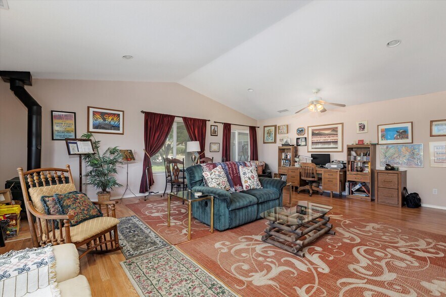 More Photos Of 5055 Rancho La Loma Linda Dr, Paso Robles Specialty For Sale