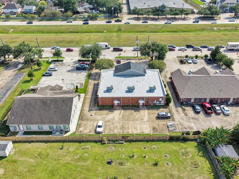 More Photos Of 6429 Fairmont Pky, Pasadena Office For Sale