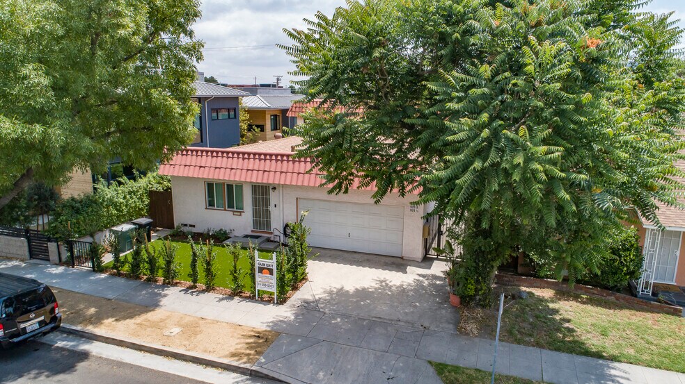More Photos Of 924 W Clark Ave, Burbank Multifamily For Sale