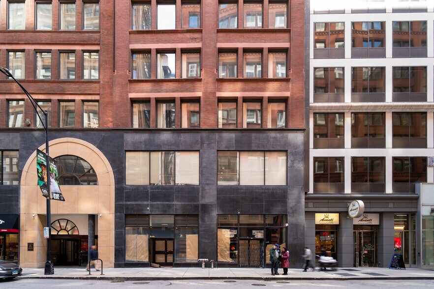 More Photos Of 216 W Jackson Blvd, Chicago Office For Lease