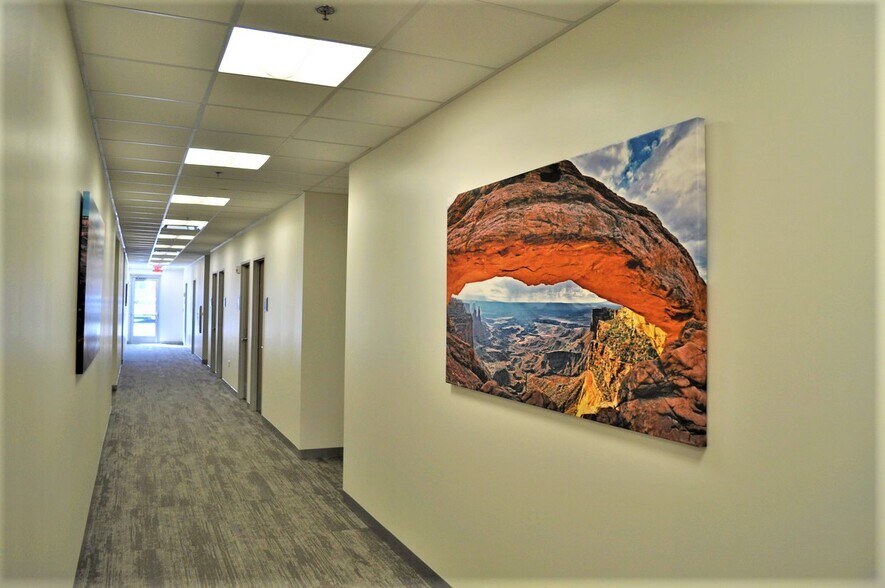 More Photos Of 1125 Raintree Cir, Allen Medical For Lease