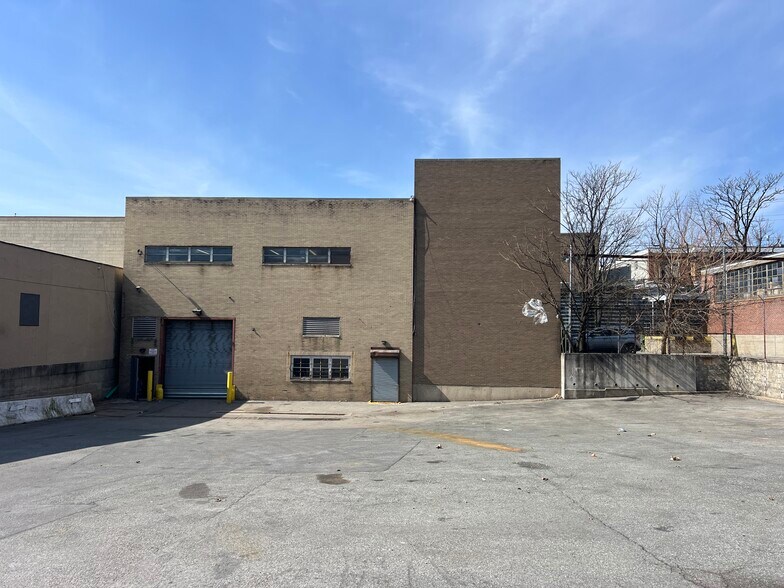 More Photos Of 545 Franklin Ave, Mount Vernon Warehouse For Sale