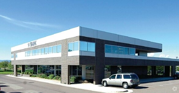 More Photos Of 101-251 W County Line Rd, Littleton Unknown For Lease