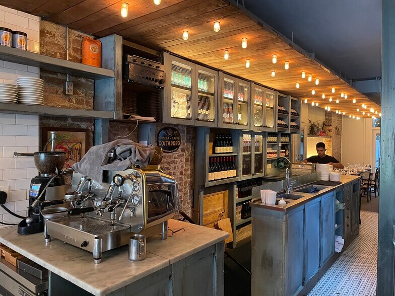 More Photos Of 259-263 Bleecker St, New York Apartments For Lease