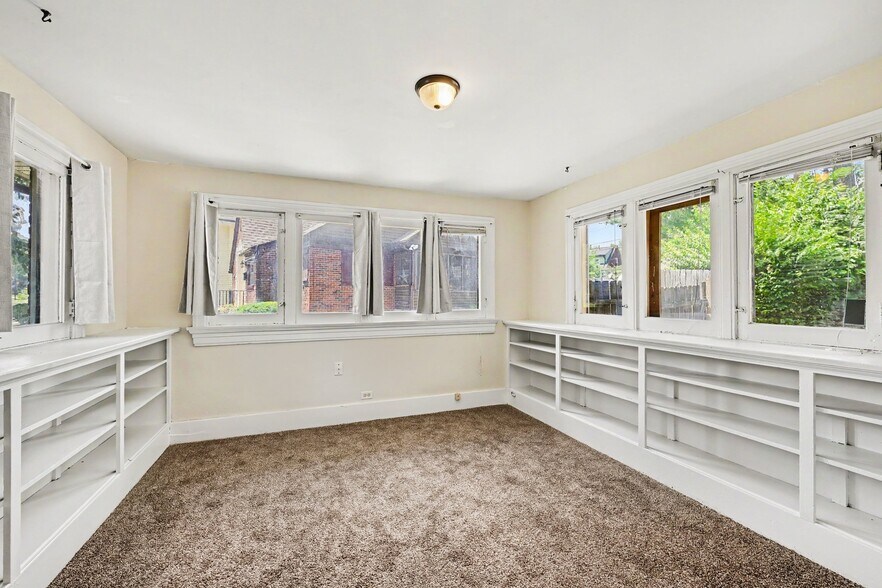 More Photos Of 611 Delaware Ave, Dayton Apartments For Sale