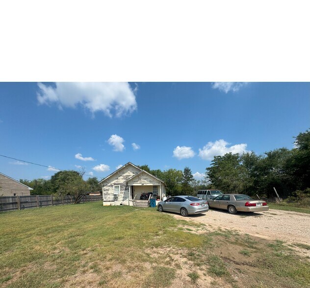 More Photos Of 5928 Fair Rd, Kaufman General Retail For Sale