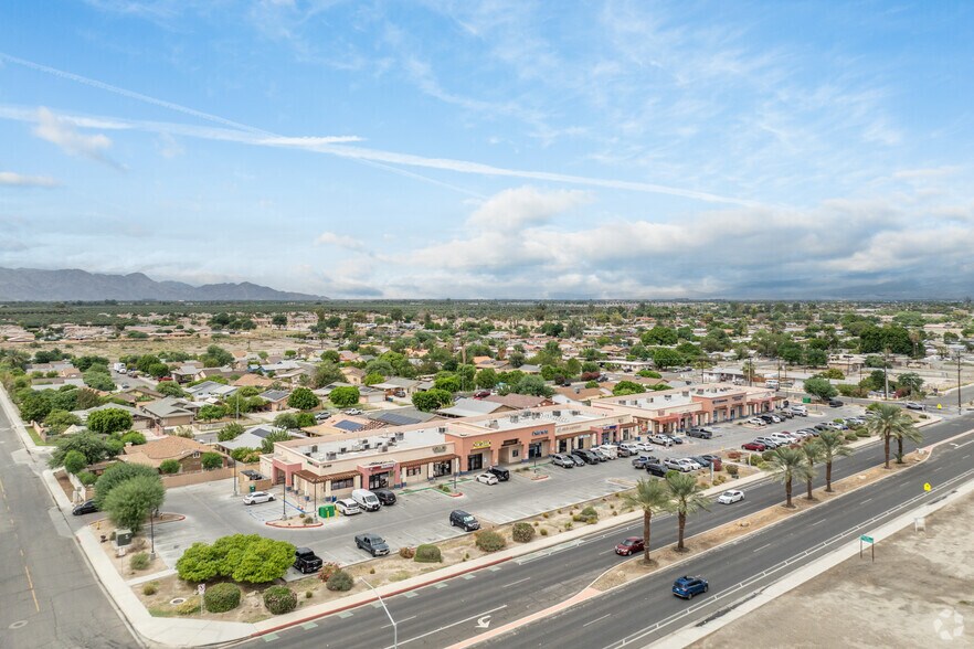 More Photos Of 52669 Cesar Chavez St, Coachella General Retail For Sale
