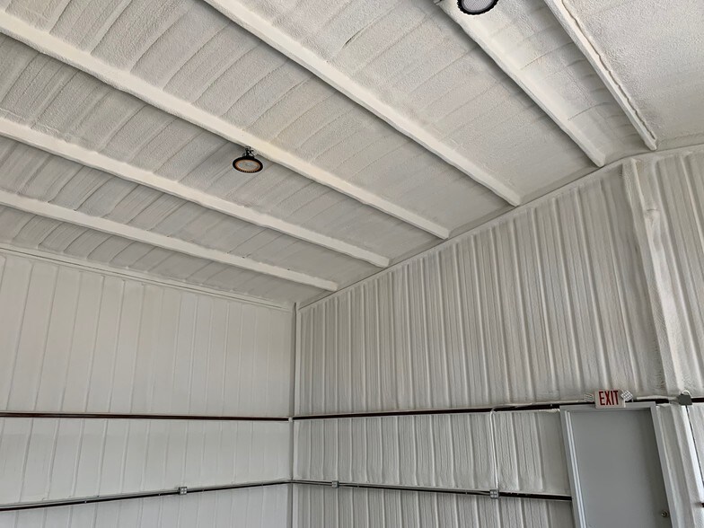 More Photos Of 1011 Upper Denton Rd, Weatherford Warehouse For Lease