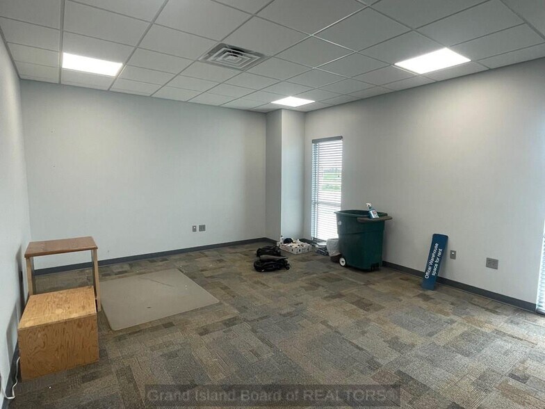 More Photos Of 4586 Gold Core Rd, Grand Island Light Manufacturing For Lease