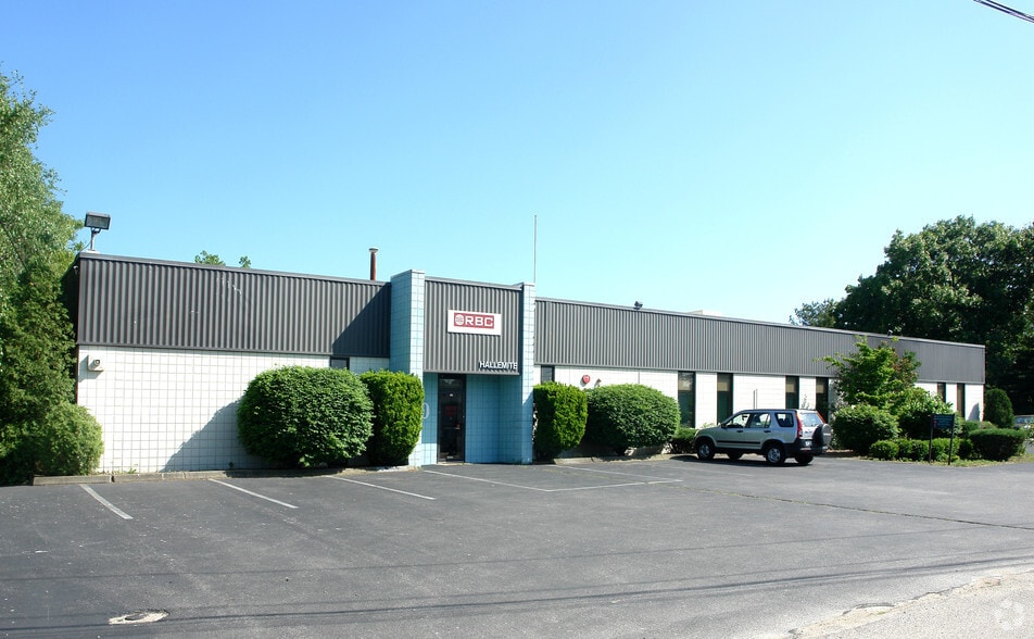 Primary Photo Of 80-86 Cypress St, Warwick Light Manufacturing For Lease