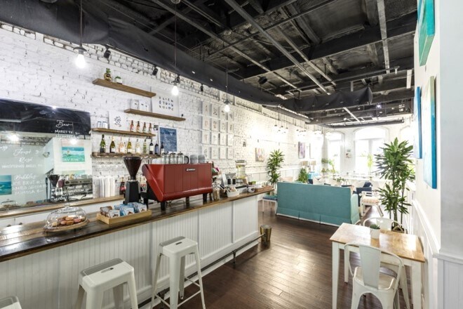 More Photos Of 345 King St, Charleston Storefront Retail Office For Lease