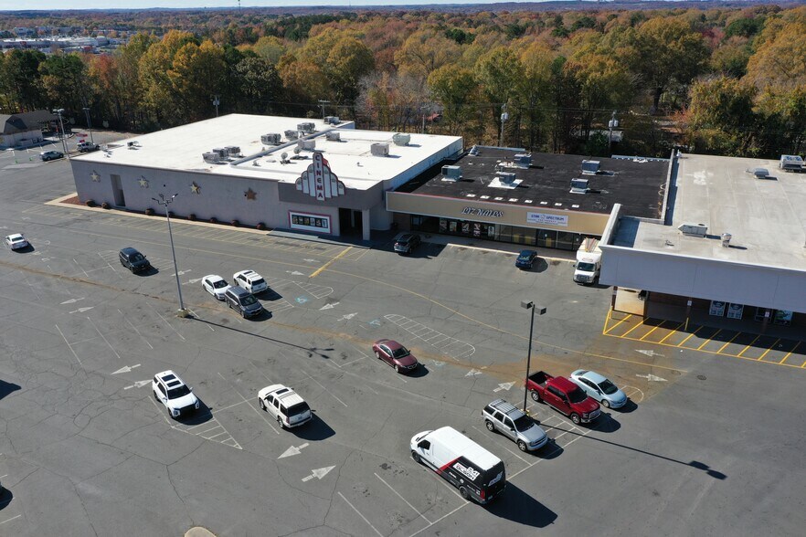 More Photos Of 823-841 Nc 24 27 Byp E, Albemarle Department Store For Lease