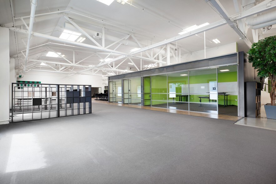 More Photos Of 290 De Haro St, San Francisco Office For Lease