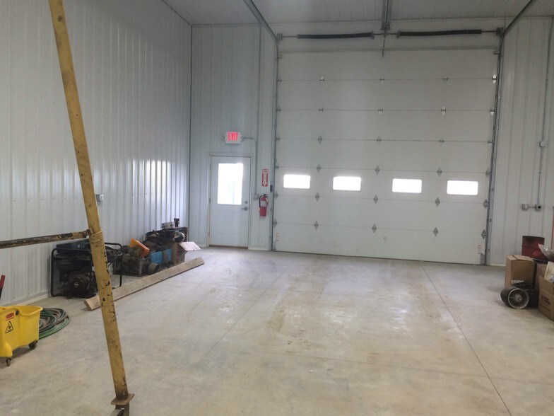 More Photos Of 2969 133rd J Ave SW, Arnegard Service For Lease